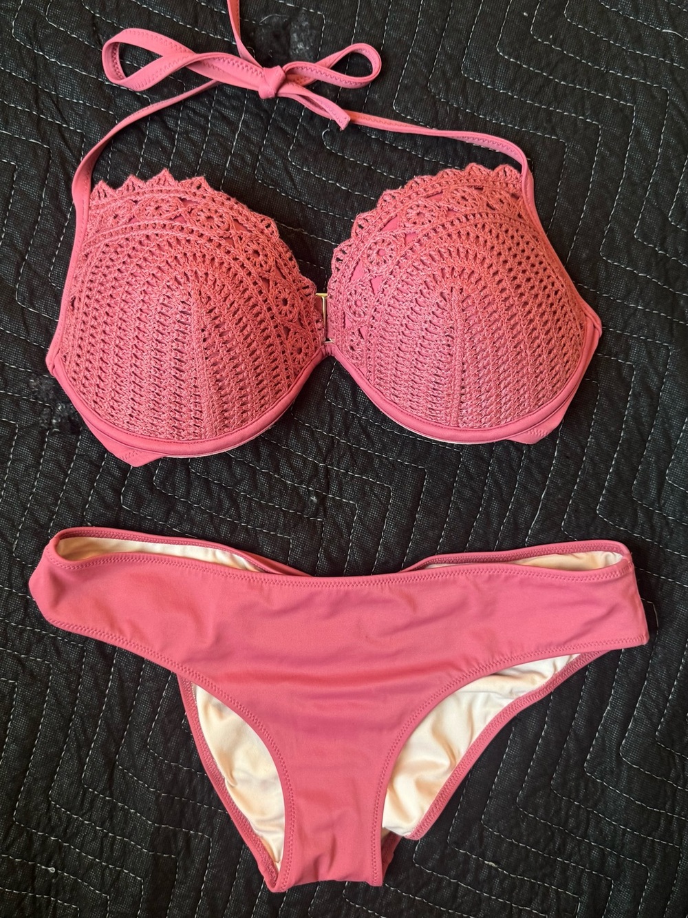 Crochet-Detail Pink Bikini Set - Women Swim